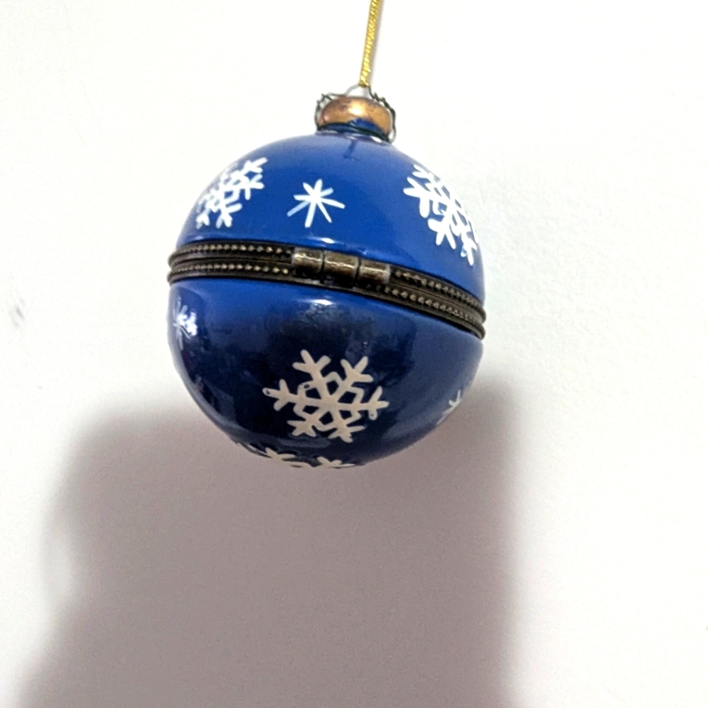 - Blue Snowflake Holiday Ornament. Blue Enamel, And Hinged. Trinket Orname…